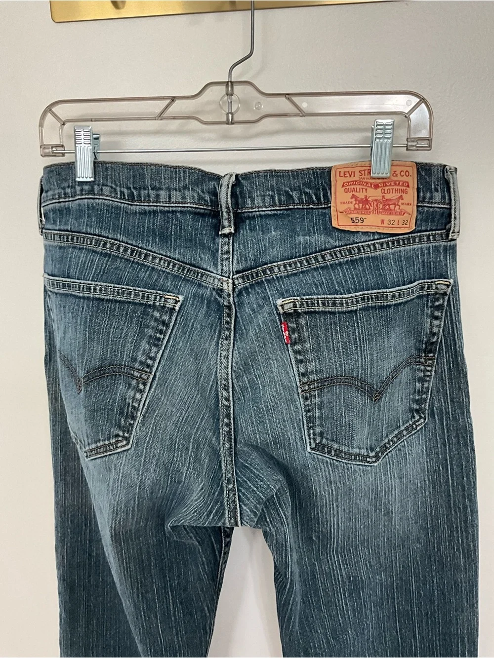 Levi’s 559 Jeans Men’s 32 Relaxed Straight Distressed Faded Y2K Denim